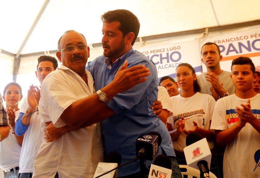 Melvis Humbría apoya a Pérez Lugo 2