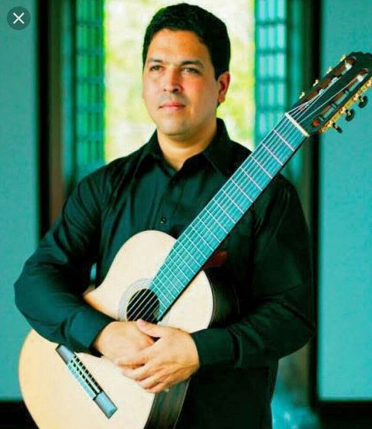 Encarcelados, guitarrista -acn