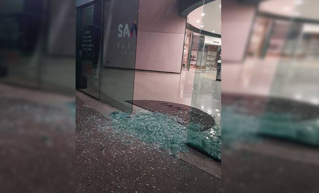Dos policías involucrados, robo, tienda, Samsung, Sambil - acn