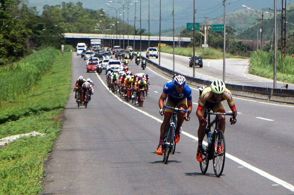 Carlos Linares