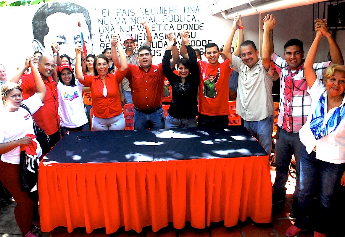 Presentan candidatos a concejales en Los Guayos 