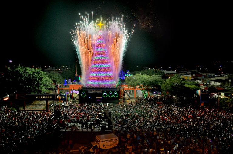 Encenderán 30 millones de luces de Navidad en San Diego ACN