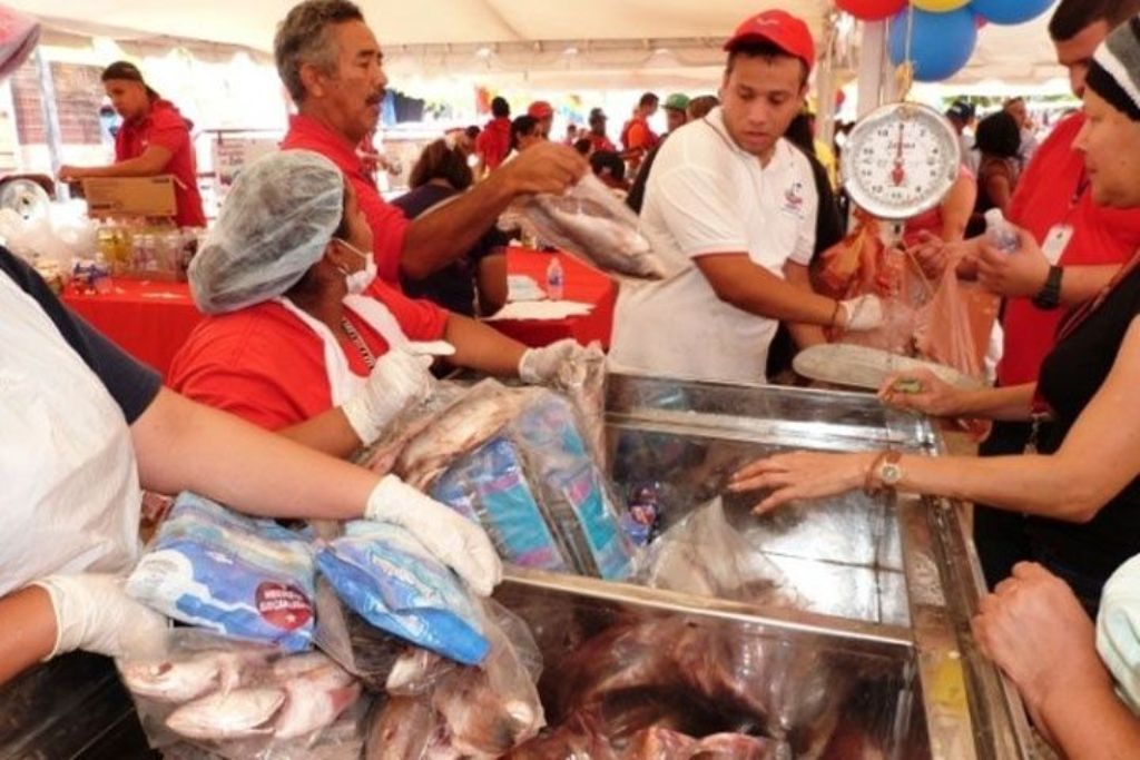 Feria del pescado en Maiquetía
