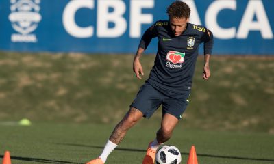 Neymar practicó