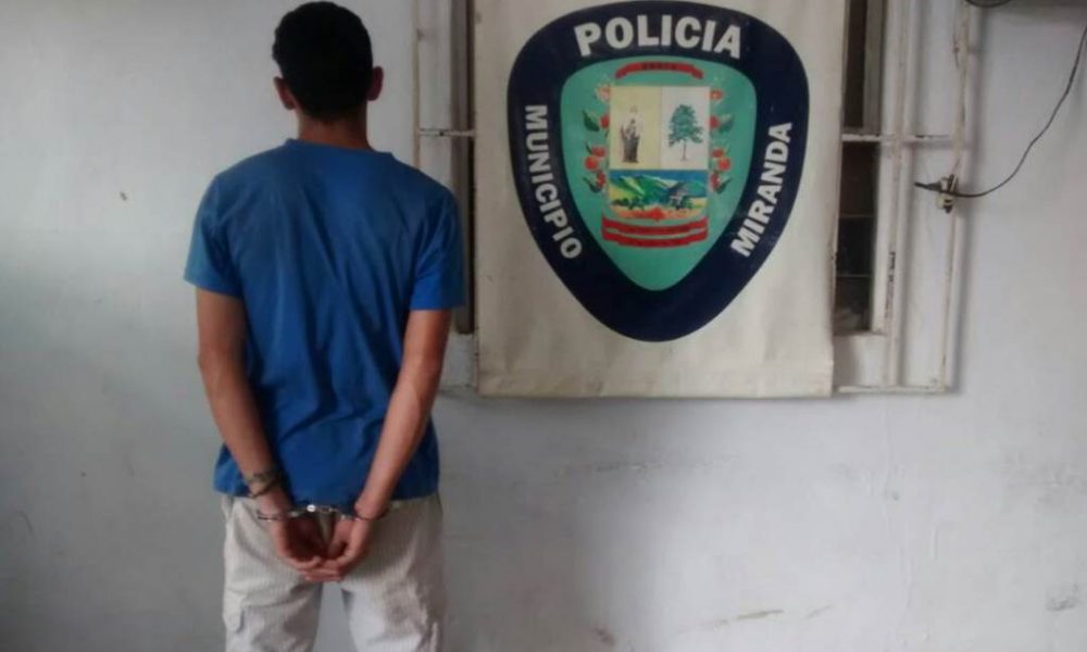 Atrapan, atrapan delinquiendo, arresto, arresto domiciliario - acn