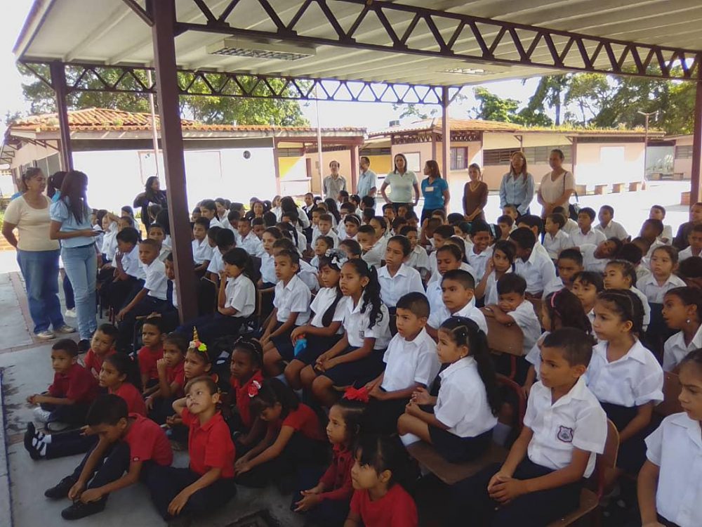 ACN- Escuelas estadales de Carabobo iniciaron periodo escolar 2018-2019