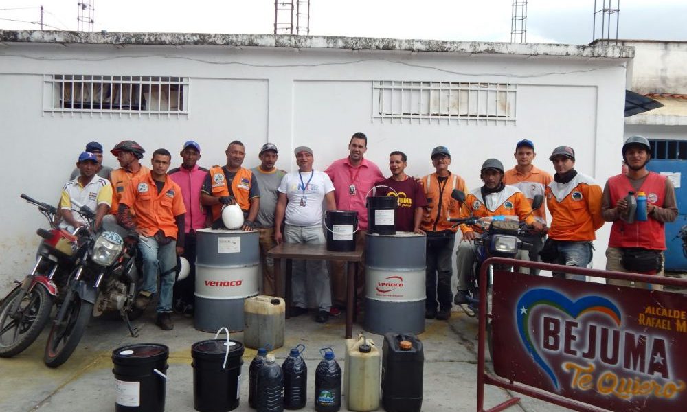 ACN- Mototaxistas de Bejuma recibieron aceite de motor a precios solidarios