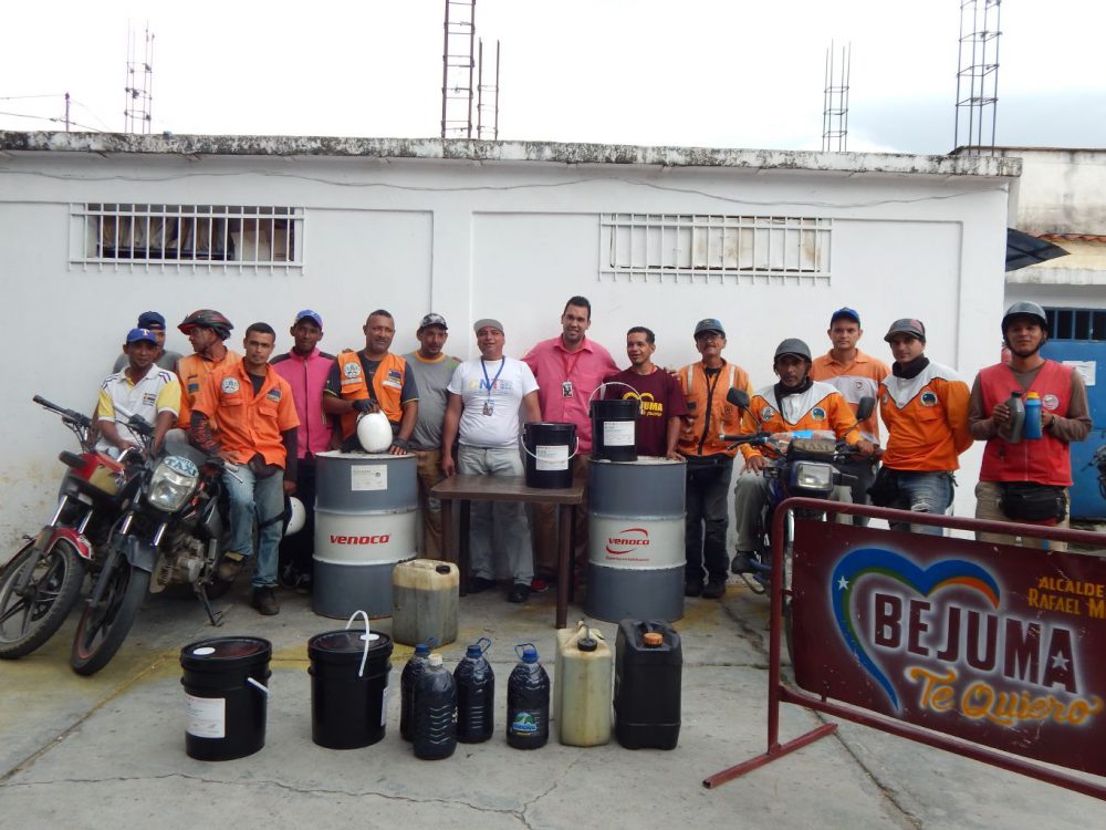 ACN- Mototaxistas de Bejuma recibieron aceite de motor a precios solidarios