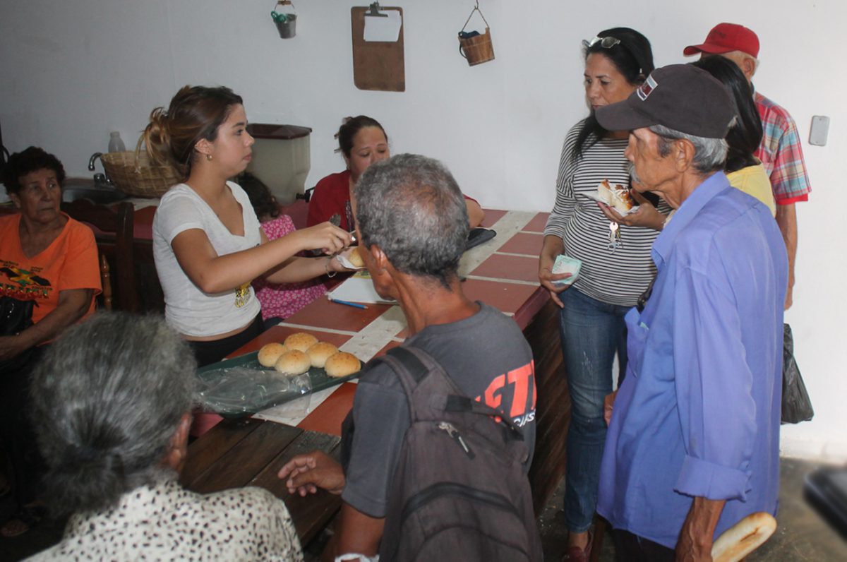 ACN- Inaugurada panadería artesanal en Naguanagua
