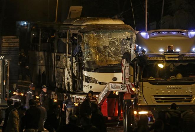 ACN- Caen abatidos 40 supuestos terroristas en Egipto tras el atentado en un autobús turístico