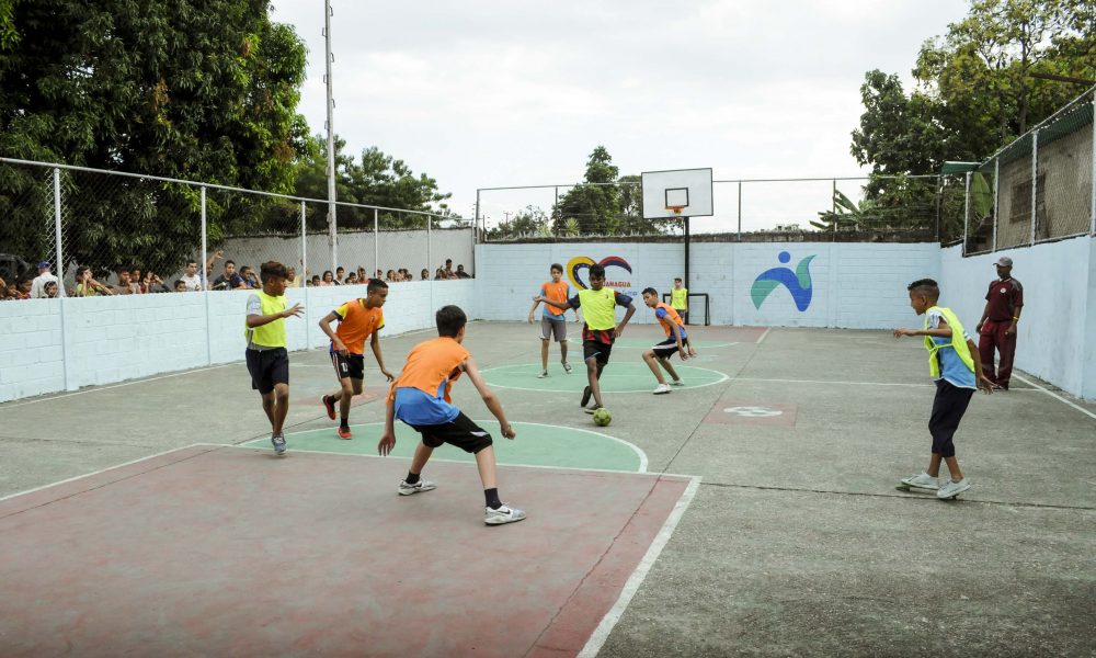 ACN- Chamos estrenaron cancha con juego amistoso en Naguanagua