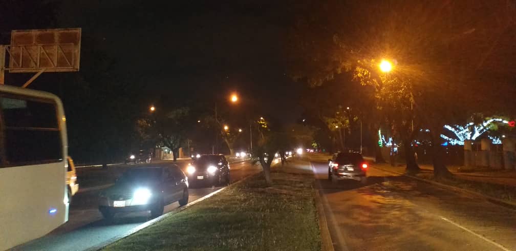 ACN- Avenida Universidad está saliendo de la oscuridad