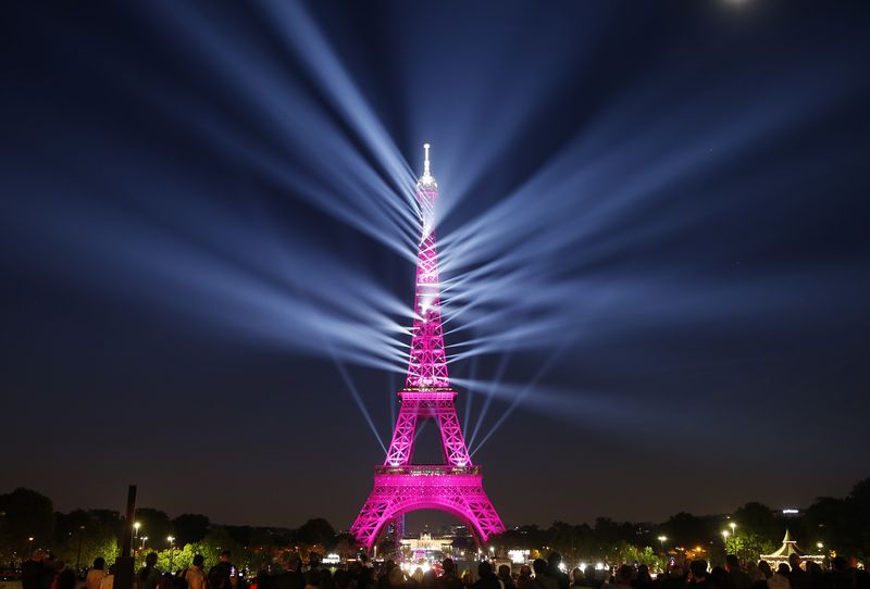 Torre Eiffel: París celebró su 130 aniversario.