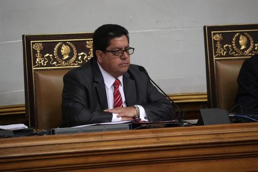 Guaidó denuncia detención arbitraria de diputado Edgar Zambrano.