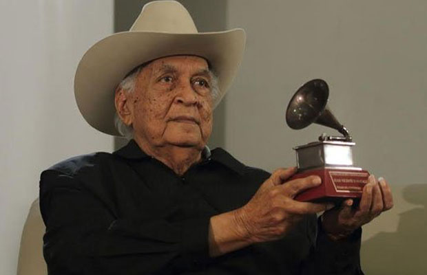 A sus 102 años de edad ha falleció este jueves maestro arpista por excelencia la la música venezolana