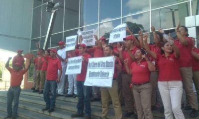 trabajadores bicentenario Valencia protesta. ACN