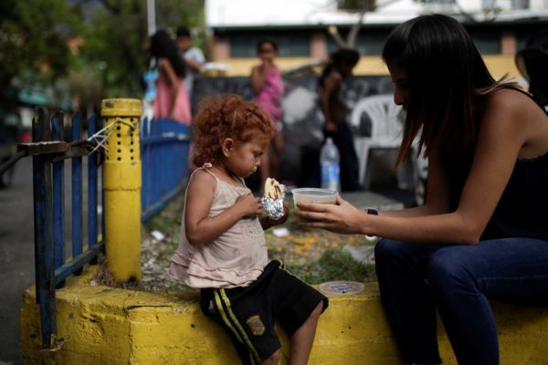 Venezuela alta tasa mortalidad infantil. ACN