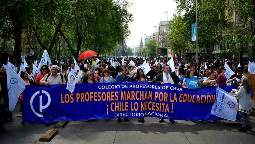 profesores se paralizan en Chile- acn