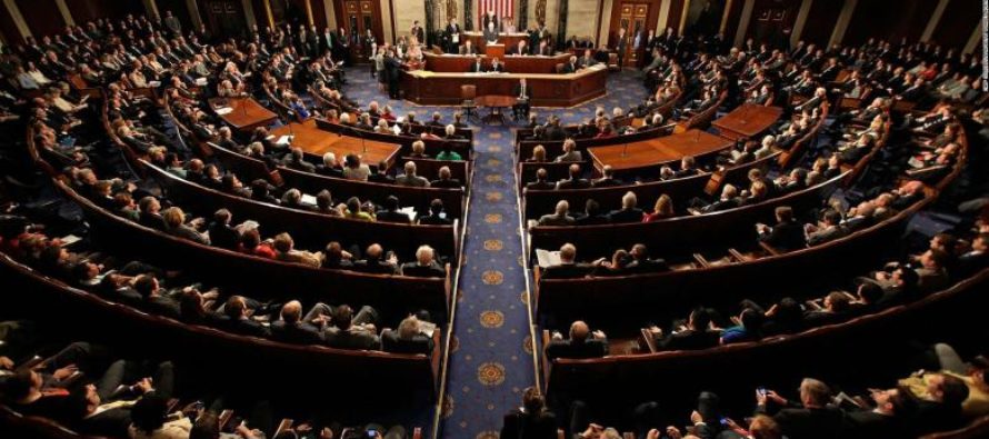 Cámara de Representantes de EEUU aprobó TPS para venezolanos