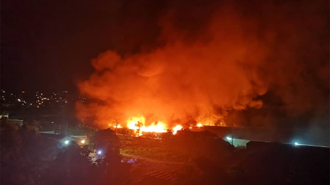Se incendió fábrica de galletas Puig en Aragua. ACN