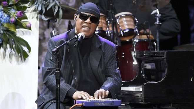 Stevie Wonder recibirá un trasplante de riñón este año