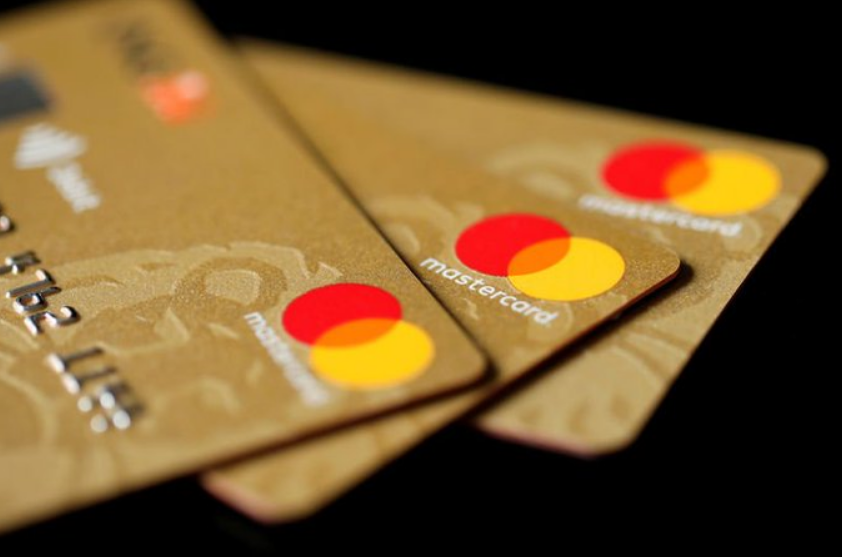 Banco de las Fuerzas Armadas critica a Mastercard por suspenderle servicios