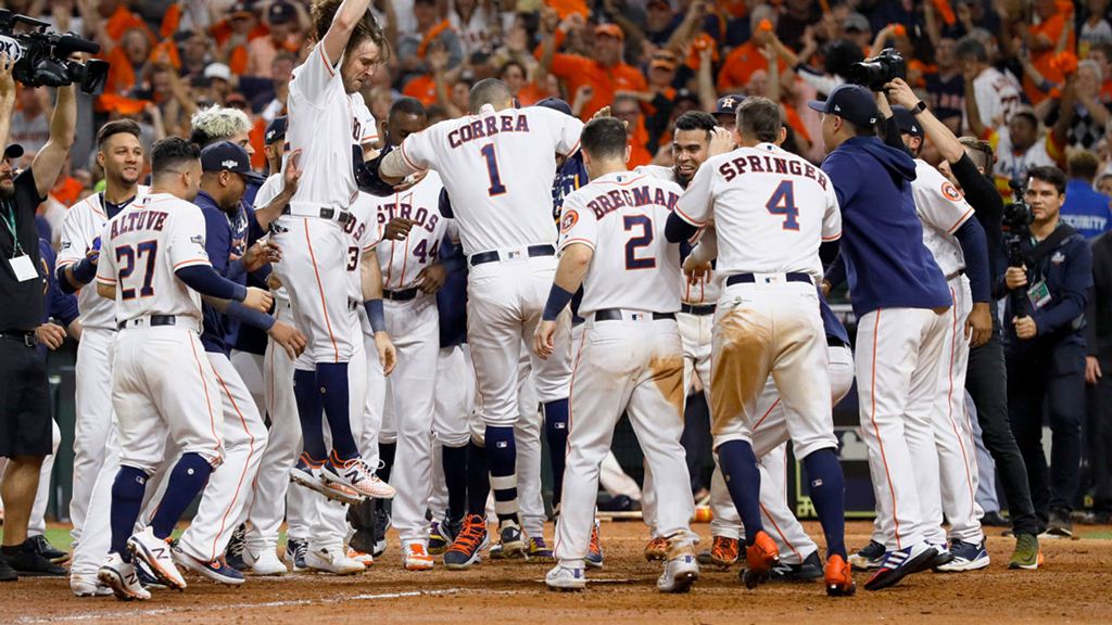 En vano el quinto cuadrangular del año de Carlos Correa - Primera Hora