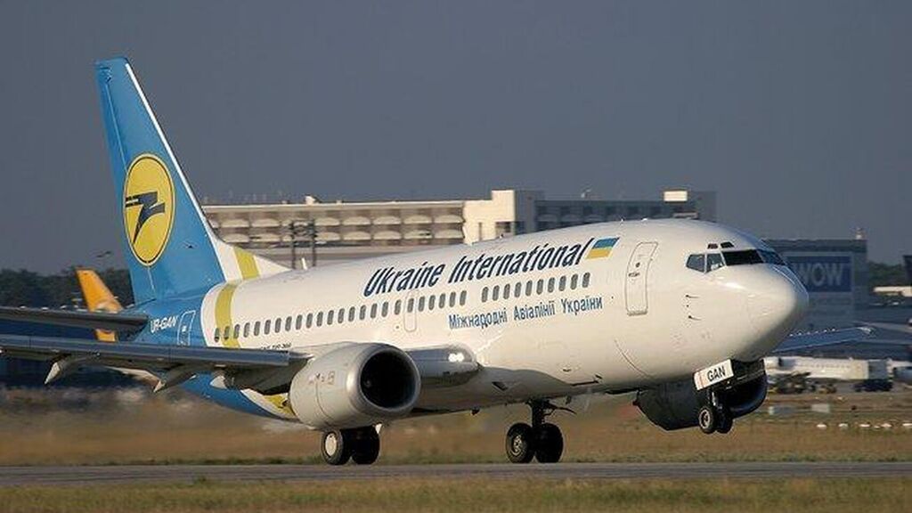 Avión ucraniano con 180 personas a bordo se estrelló en Irán