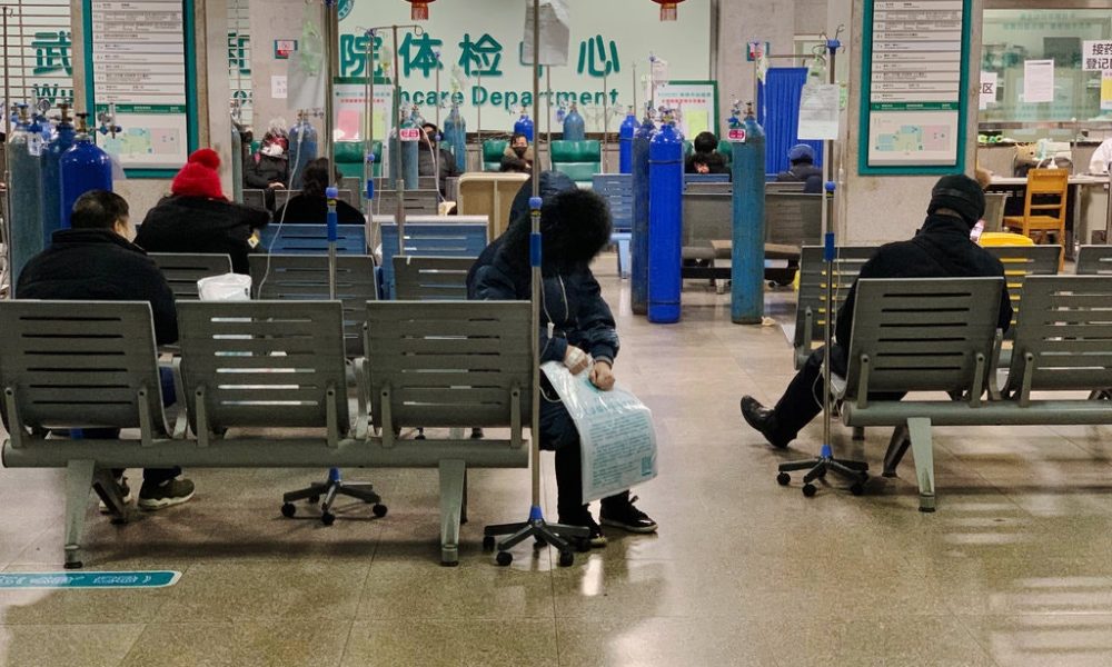 Crisis del coronavirus rompe la fachada de unidad en China
