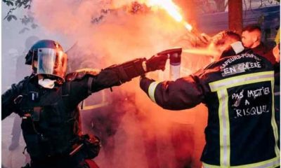 Policía francesa arremetió contra los bomberos en París