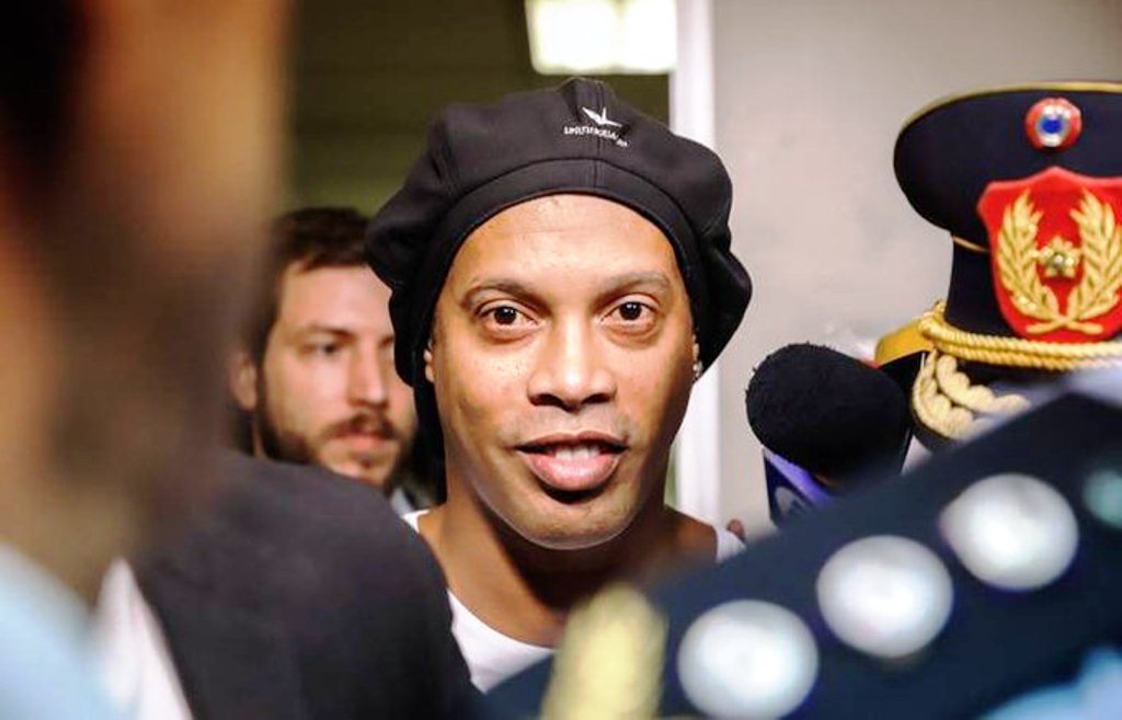 Ronaldinho a arresto domiciliario - noticiasACN
