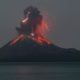 Volcán Krakatoa entró en erupción