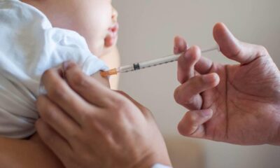 autopsia confirma que bebé muere a causa de la vacuna