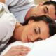 Dormir en pareja beneficia el sueño . noticiasACN
