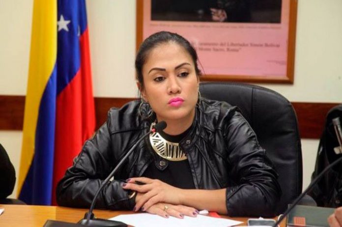 La gobernadora del estado Táchira, Laidy Gomez, denunció falta de pruebas para detección de covid-19; en los ambulatorios en zonas fronterizas del estado. 