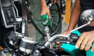 Irán seguirá enviando gasolina a Venezuela - noticiasACN