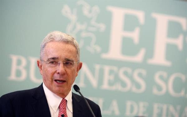 investigación Álvaro Uribe - acn