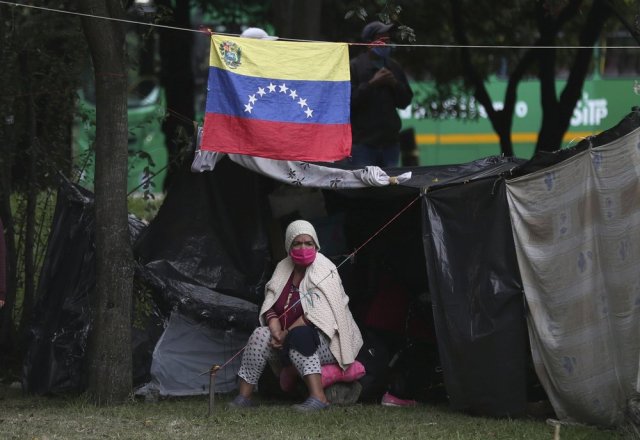 Migrantes venezolanos varados en Bogotá - ACN