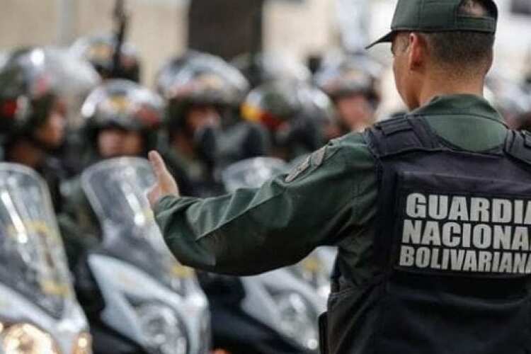 Enfrentamiento entre GNB y FARC