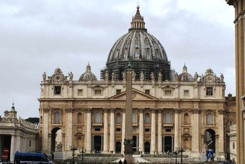 Vaticano acepta bendecir matrimonios igualitarios - acn