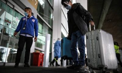 Colombia suspende vuelos con Reino Unido