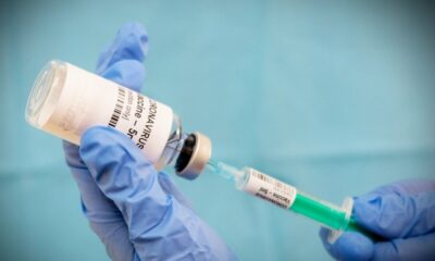 Vacuna de covid-19 llegó al Reino Unido