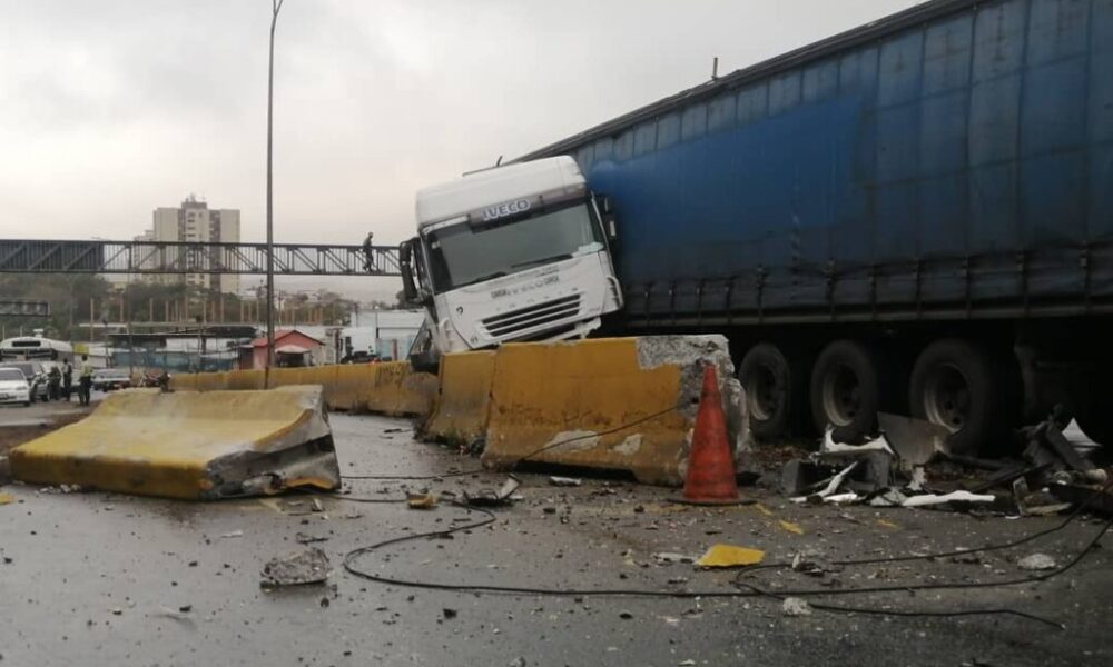 Accidente en la carretera Panamericana - ACN