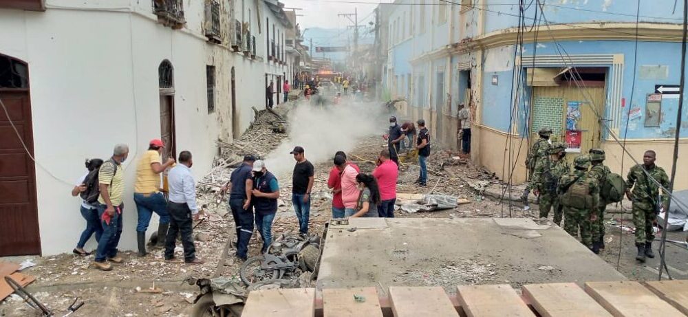 Explosión de carro bomba en Colombia