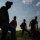 Rescatan a 87 migrantes venezolanos - noticiacn