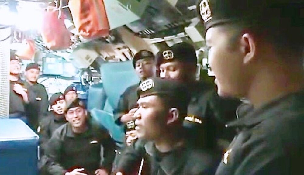 Vídeo de marineros del submarino - notiiacn