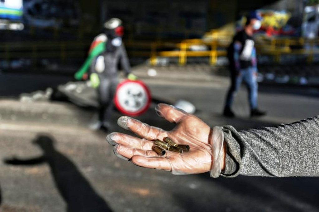 Disparan contra manifestantes en Cali - noticiacn
