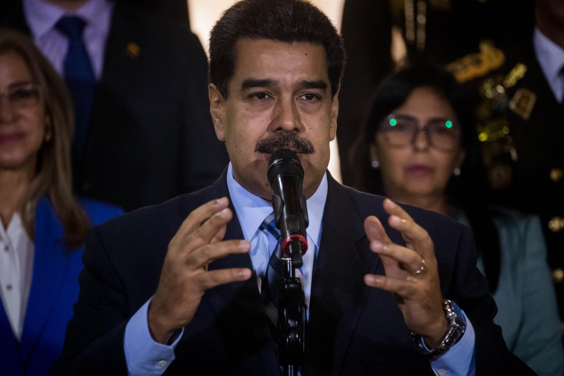Venezuela no vendió petróleos en 14 meses - noticiacn