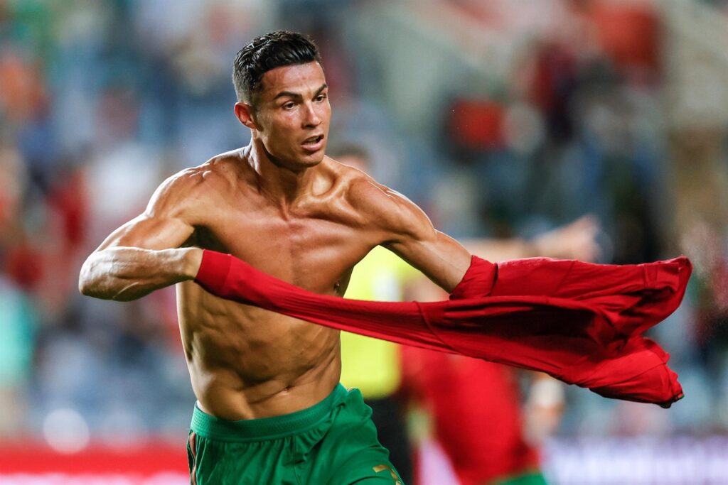 Cristiano Ronaldo máximo goleador de selecciones - noticiacn