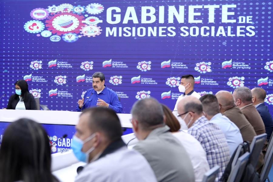 Maduro anunció ocho semanas de flexibilización - noticiacn